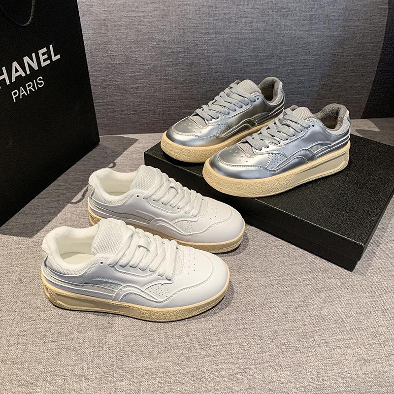 Leather White Shoes Women's Autumn and Winter New Lightweight Platform plus Velvet Warm All-Matching Casual Sports Skate Shoes