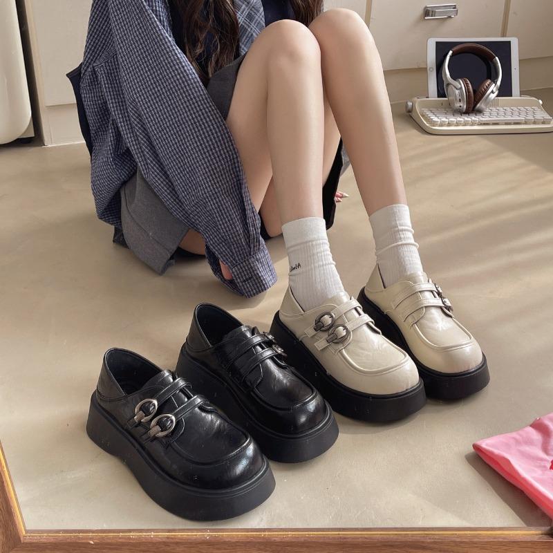Small muffin platform women's spring new versatile round head retro British casual single shoes