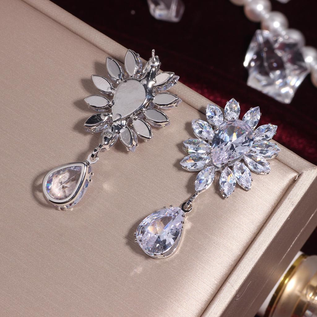 Color Zircon Luxury Necklace Earrings Set Premium Silver Needle Earrings Zircon Necklace