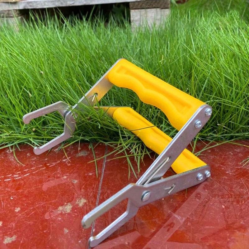Efficient Beekeeping Apiary Essential Tool Stainless Steel Frame With Bright Yellow Plastic Handle For Secure Lifting