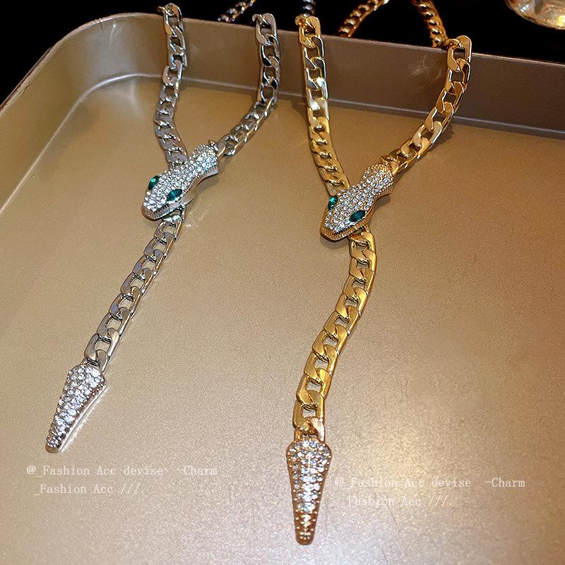 Rhinestone Snake Shaped Necklace for Women Chain Choker Jewelry Gift