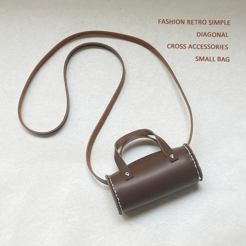 

Children s Cross-body Bag for Girls - Small Money Bag with A Retro-style Flap Closure кавовий