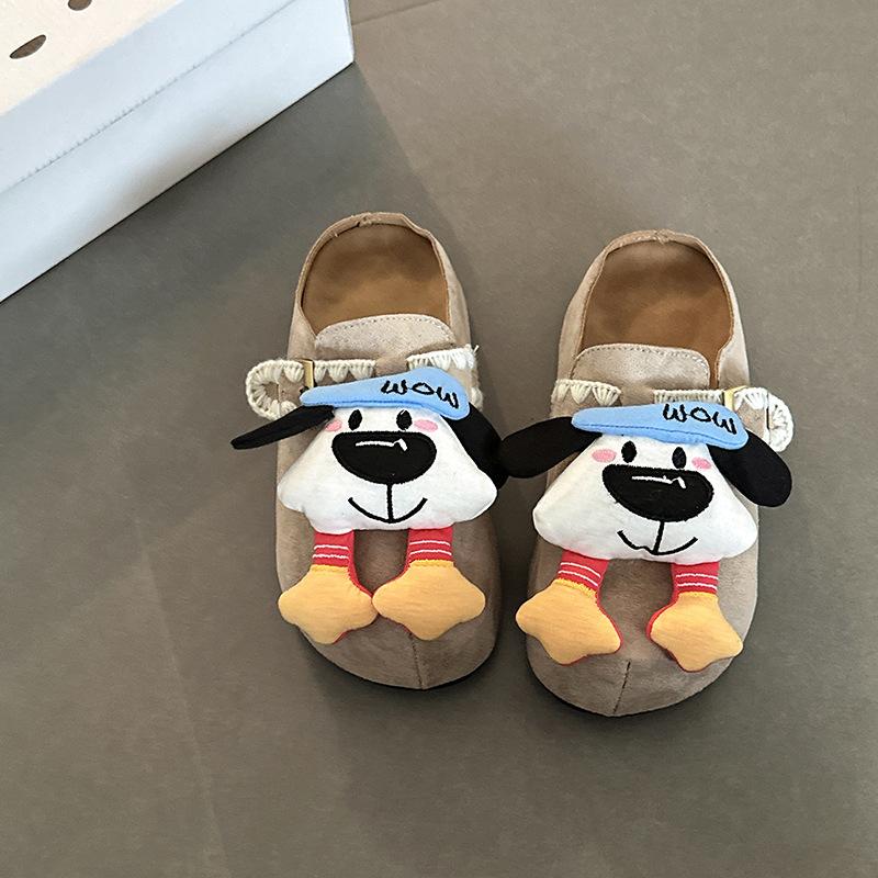 Retro Baotou drag 2025 autumn and winter three-dimensional cute cartoon Mori casual one-word buckle girls Baotou slippers