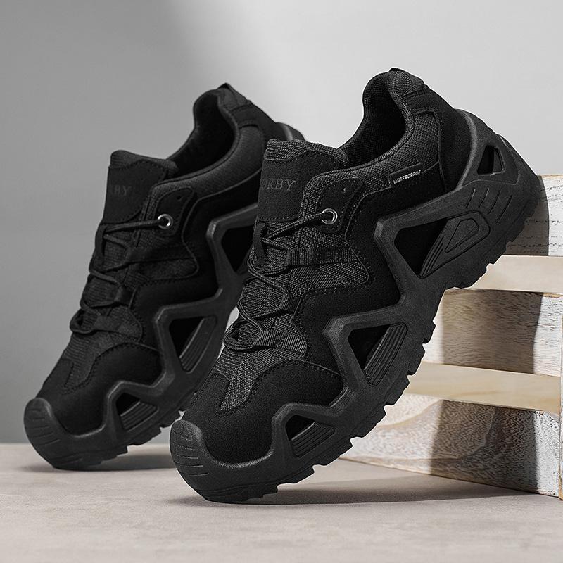 Men's Outdoor Fashion Sneakers New Designers Hiking Shoes Men's Camouflage Breathable Walking Shoes Climbing Shoes for Couples