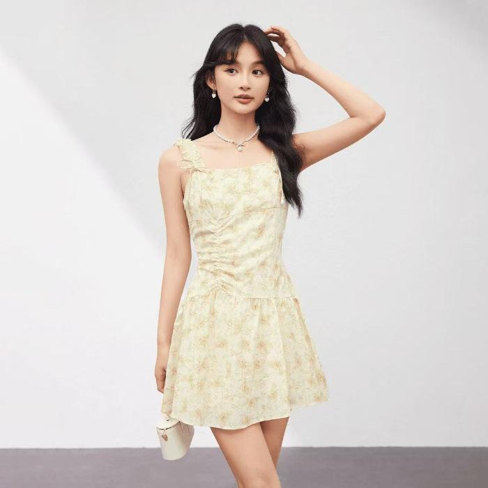 

Summer French temperament Fashion romantic bow Small floral short suspender dress Versatile S