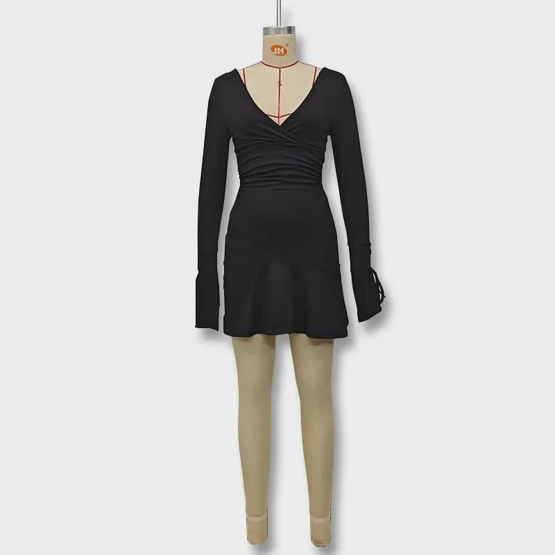 2024 European & American Deep V Long Sleeve Tie-Pleated Backless Dress