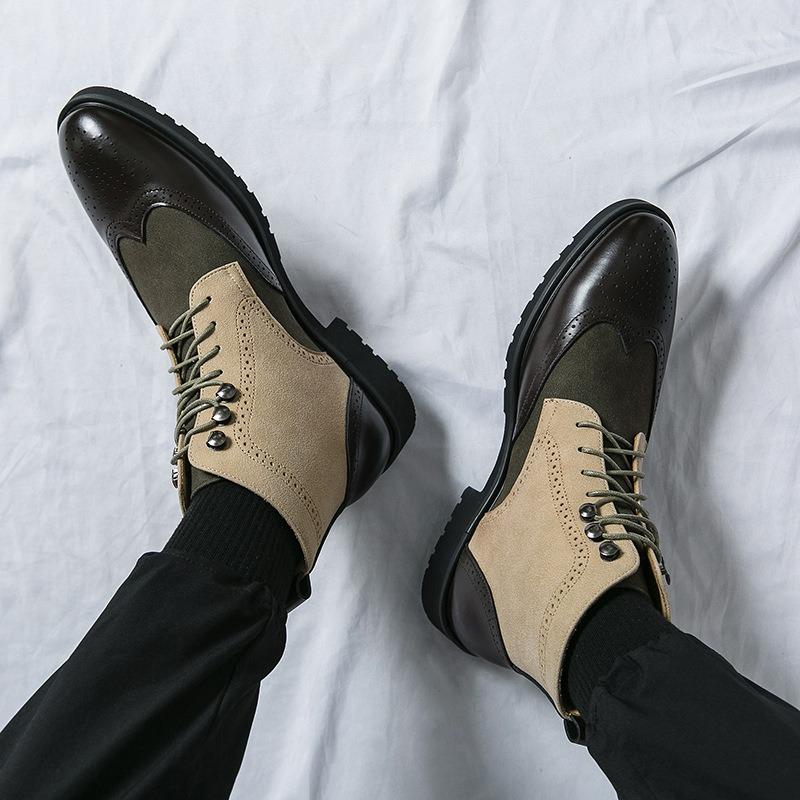Men's Ankle Boots British Style Business Leather Boots Fashion Pointe High Top Boot Patent Leather Brogue Boot Men Chelsea Boots