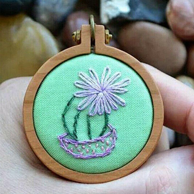 DIY Embroidery Hoop Hand Crafts 10 Sets Accessories Creative Cross Stitch Frame Jewelry making Mini Ring Round