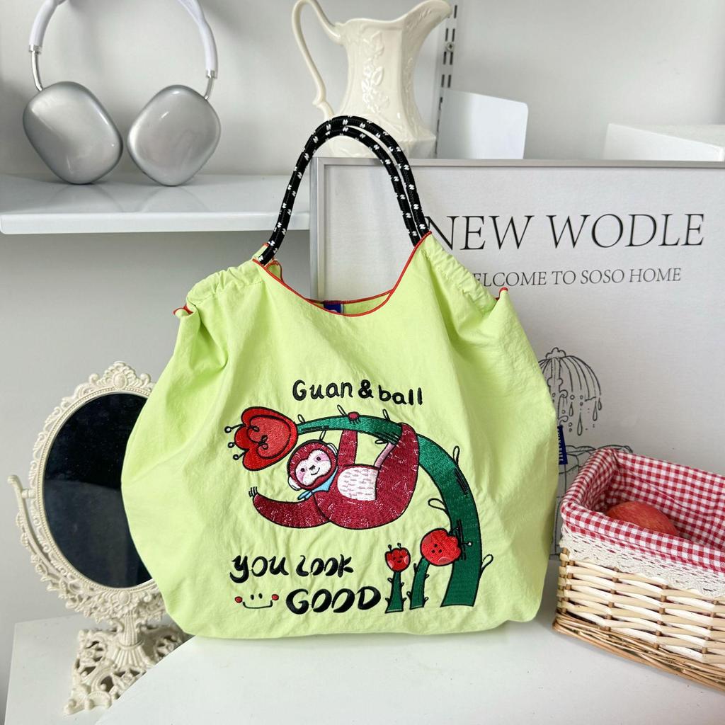 Trendy Large-Capacity Japanese-Style Nylon Embroidery Shoulder Bag for Women