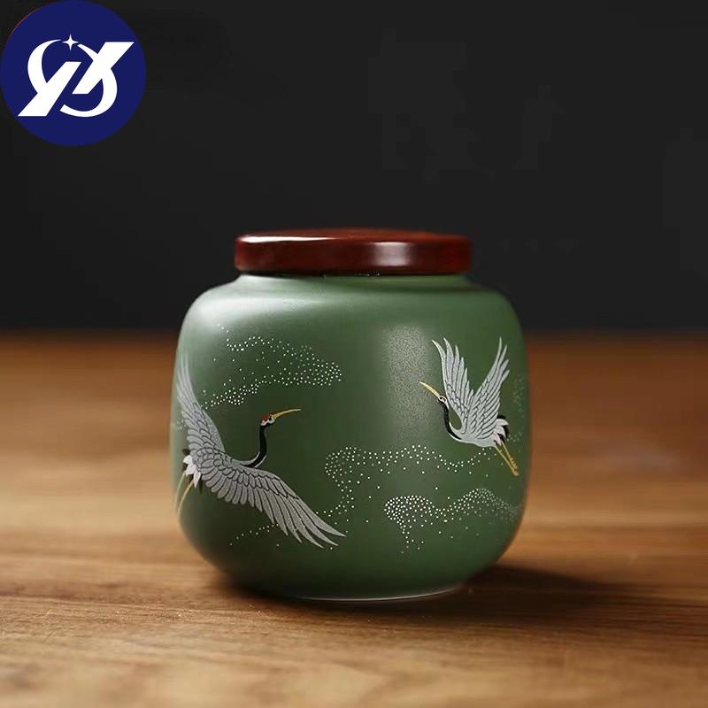 Přenosný ručně malovaný jeřábový čaj Caddy Keramický kanystr Utěsněná nádoba na kořenky Balící krabice