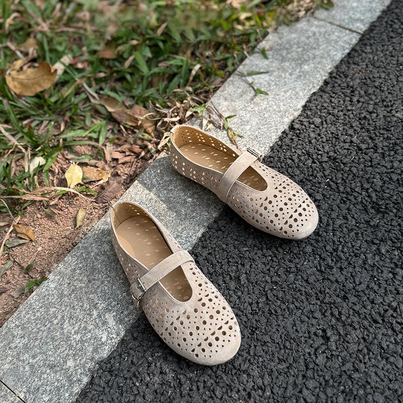 Johnature Retro Cow Suede Hollow-out Flat Shoes Breathable Soft Sole Versatile Women's Shoes
