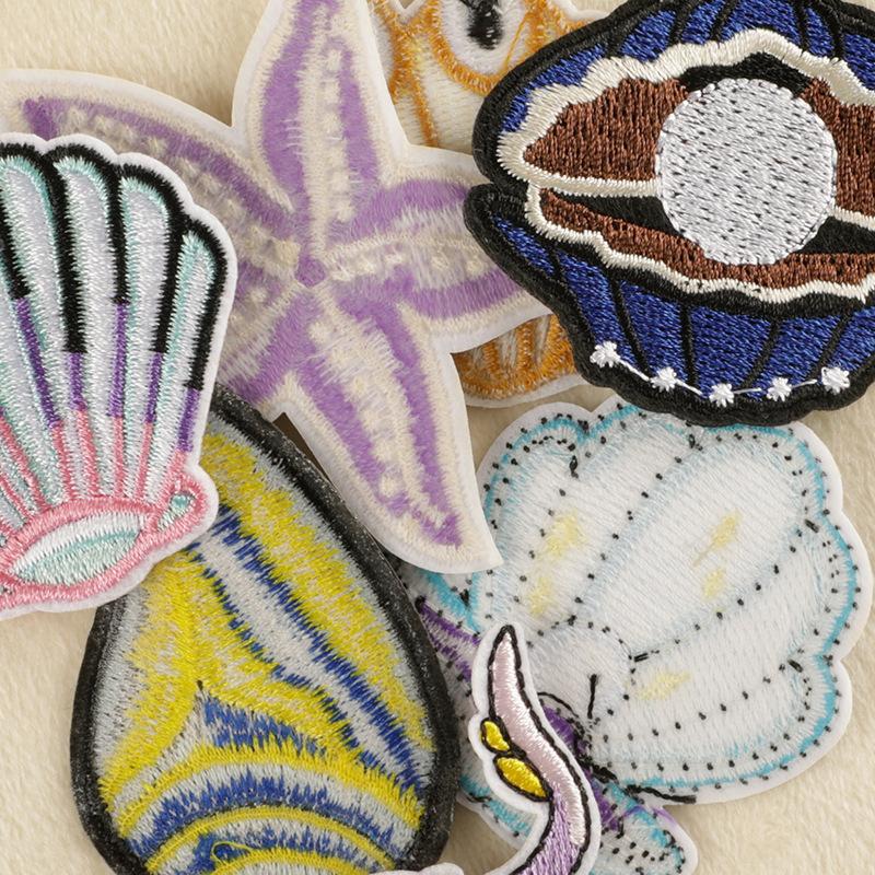 Haft haft naklejka DIY akcesoria naszywka akcesoria do butów i kapeluszy kreskówka muszla przegrzebkowa metka materiałowa naszywka naklejka samoprzylepna