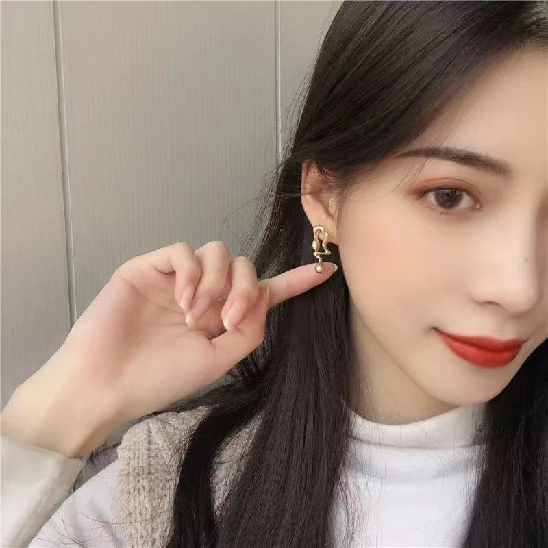 Fashion Asymmetrical Irregular Earrings for Women Personality Fashion Retro Water Drop Earrings Party Accessories Christmas Gift