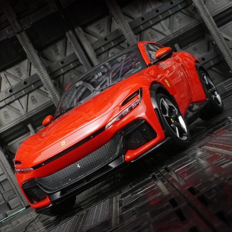 

Ббураго 1:18 Ferrari Purosangue SUV Модель автомобиля Украшение