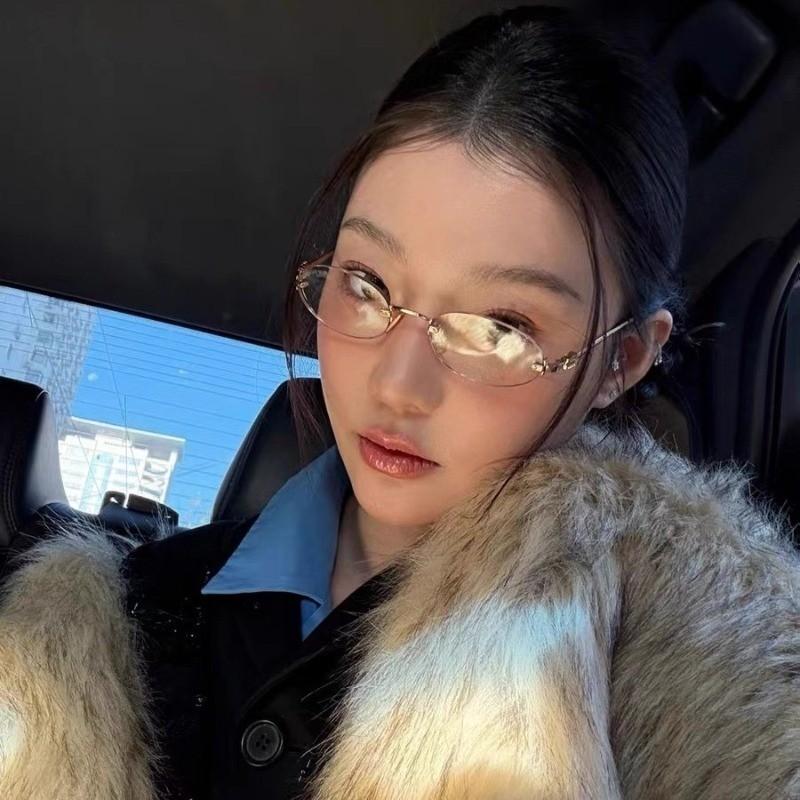 6PCS Korean Retro Oval Frame Reading Glasses for Women and Men Anti Blue Light Metal Hinged Glasses