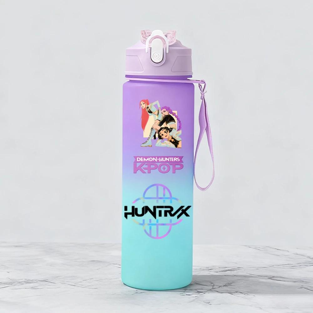 Demon Hunters Huntr Rumi Mira Zoey Jinu Celine Plastic Water Cup Pop Drinking Bottle School Huntrix Gourde ML KPOP X K 800 Kid Friendly Entertaining