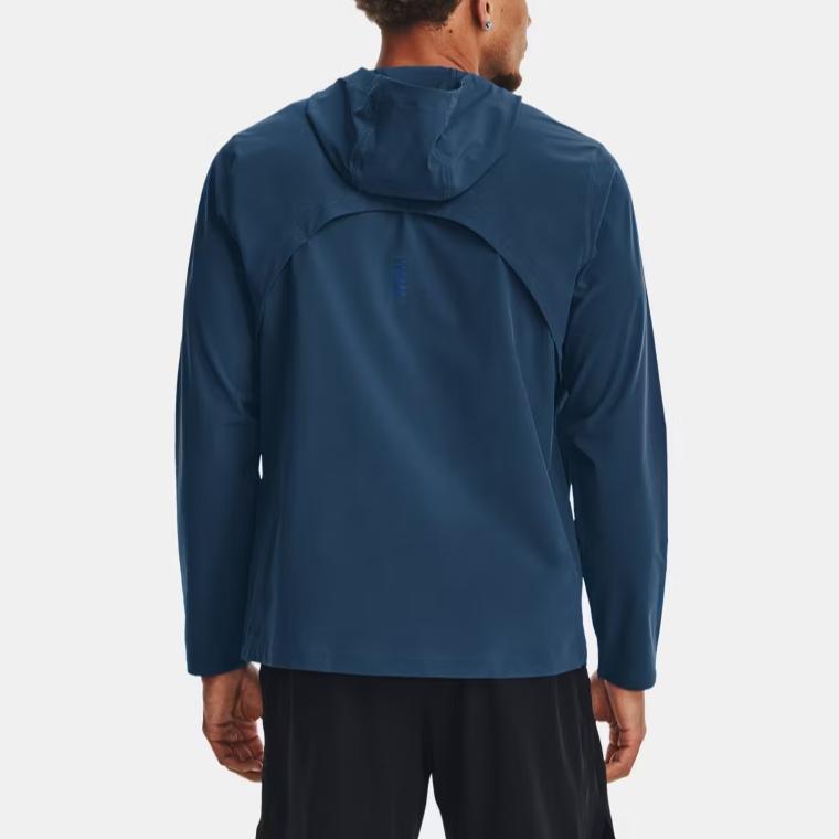 Under Armour Out The Storm Solid Hooded Running Jacket Men Jacket Blue 1376794-426