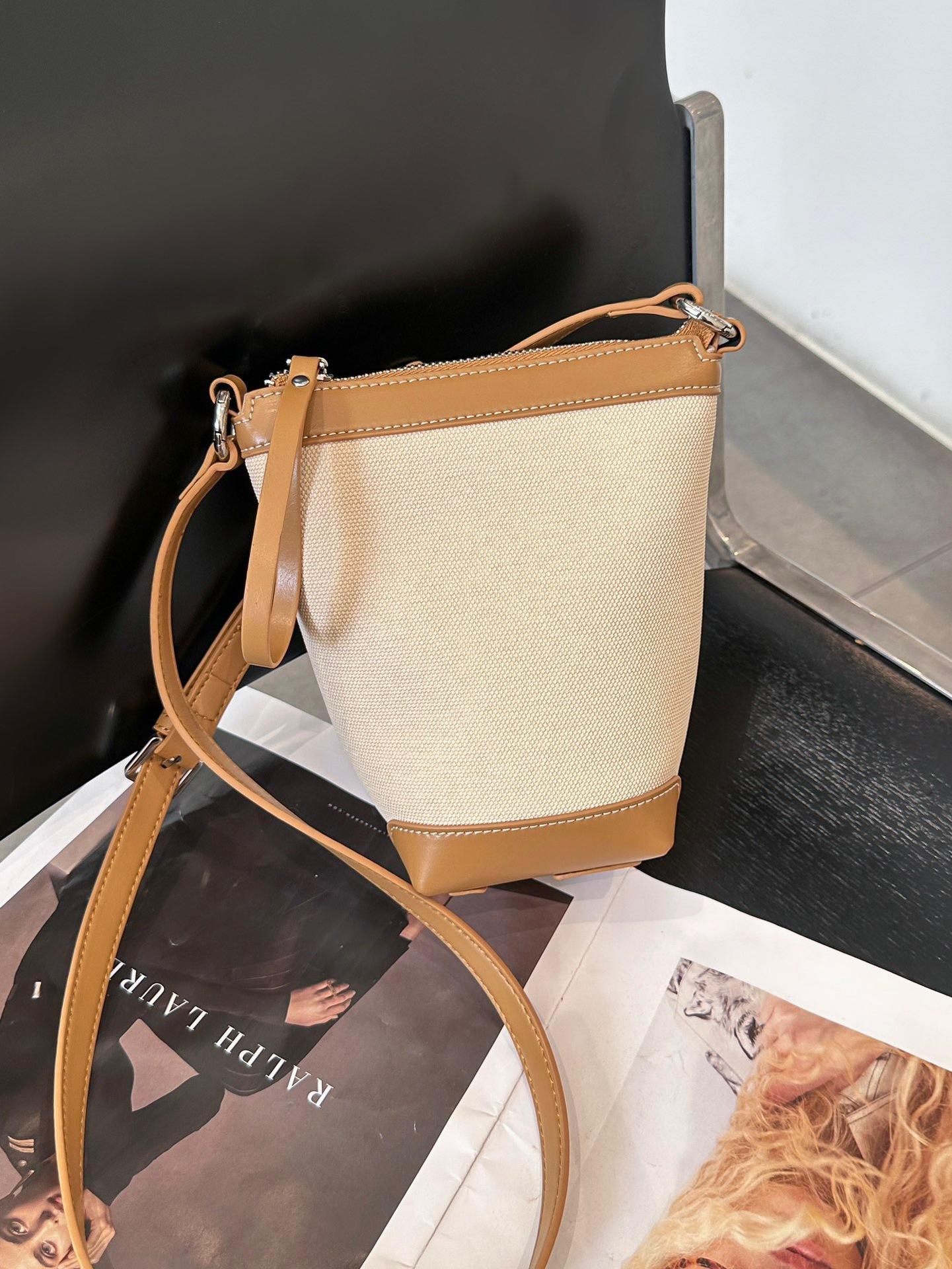 

Сумка через плече для жінок Canvas Bucket Bag All High-grade Sense Lightweight Bag абрикосовий