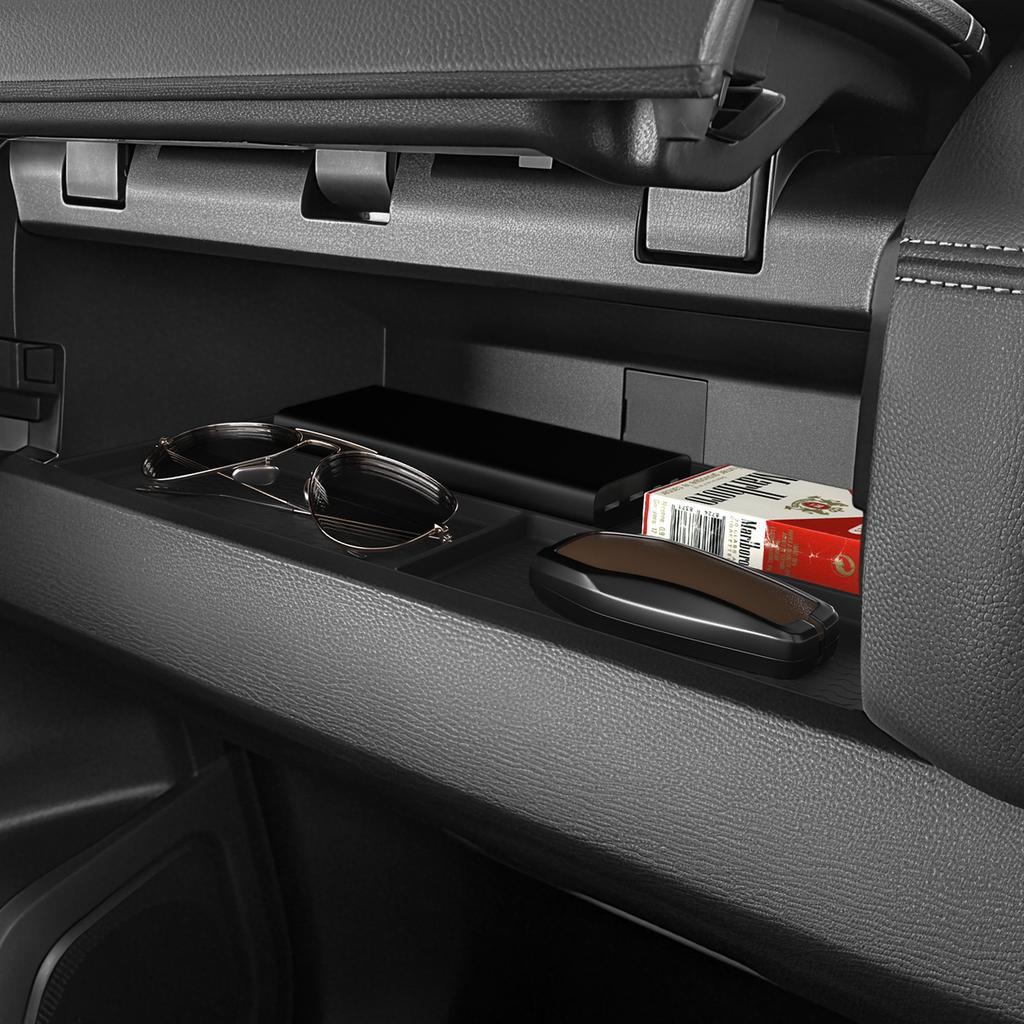 For Mitsubishi L200/Triton 2025 2025 Co-pilot Dashboard Storage Box Tray Silicone Organizer Car Interior Accessories Black