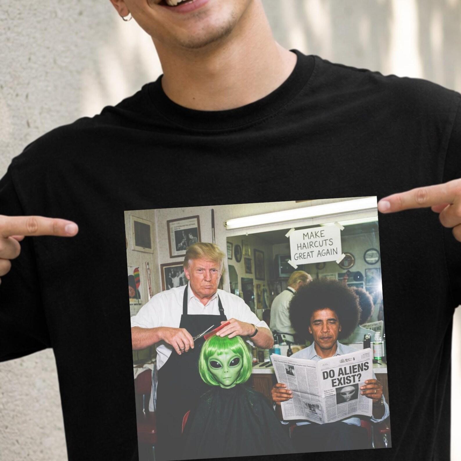 funny Donald trump aliens shirt,Barack Obama meme tee,Sci-Fi Comedy Graphic T-Shirt,unisex. M