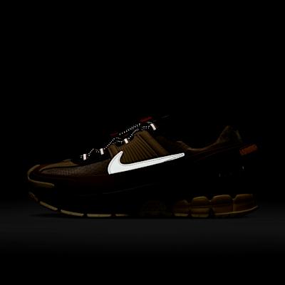 Nike Zoom Vomero 5 Roam Running Poets