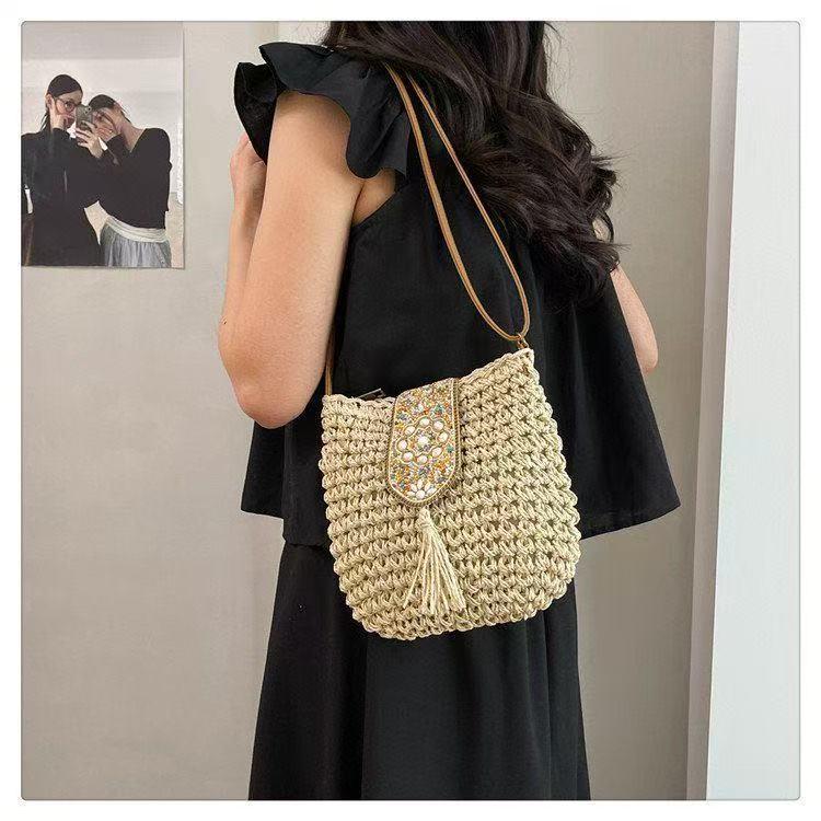 Women's 2025 Fashion Straw Tassel Crossbody Bag - Versatile Woven Beach Shoulder Bag