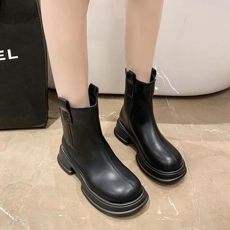 fashion 2024 Ladies Chelsea Boots High Top Fashion Boots Ankle Boots Motorcycle Soft Leather Round Toe Women Zapatos Mujer
