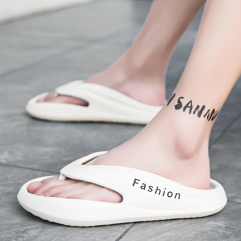 Neue einfache leichte modische Herren-Flip-Flops Sommer Zuhause Freizeit Verschleißfeste Hausschuhe Bequeme weiche elastische Hausschuhe