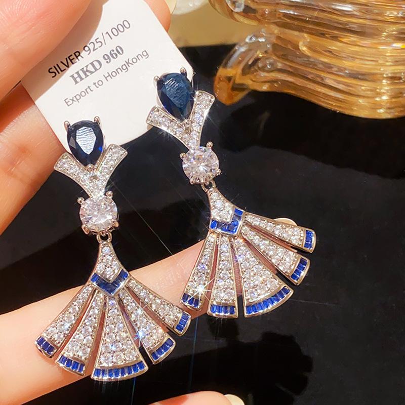 Gold-Plated Vintage Bow Pearl Earrings - Luxury Niche Design Stud Jewelry