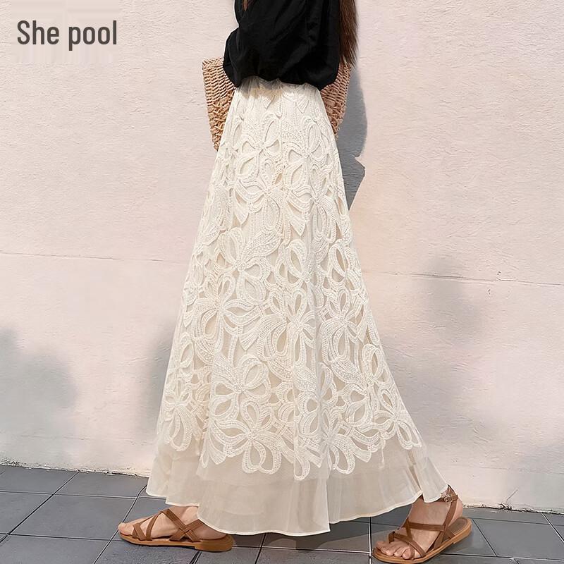 

Elegant Embroidered Lace Mesh Skirt M