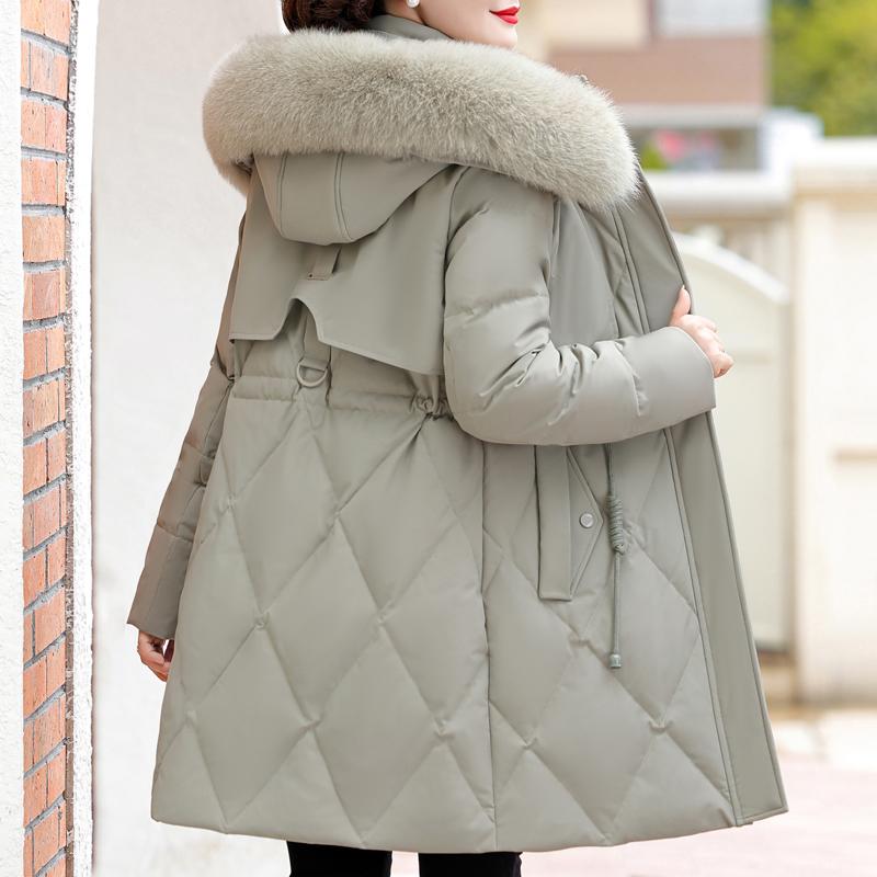 Límec z pravé kožešiny Dámské zimní kabáty z bílého kachního peří pro ženy středního věku Vintage parky plus size s kapucí 2024 Elegantní silné teplé péřové bundy Dámské svrchní oblečení