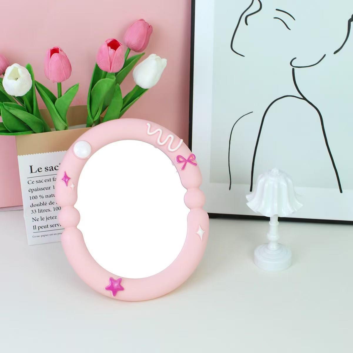 Large Dopamine Style Cartoon Desktop Makeup Mirror - Cute and Creative for Home or Dorm розовый