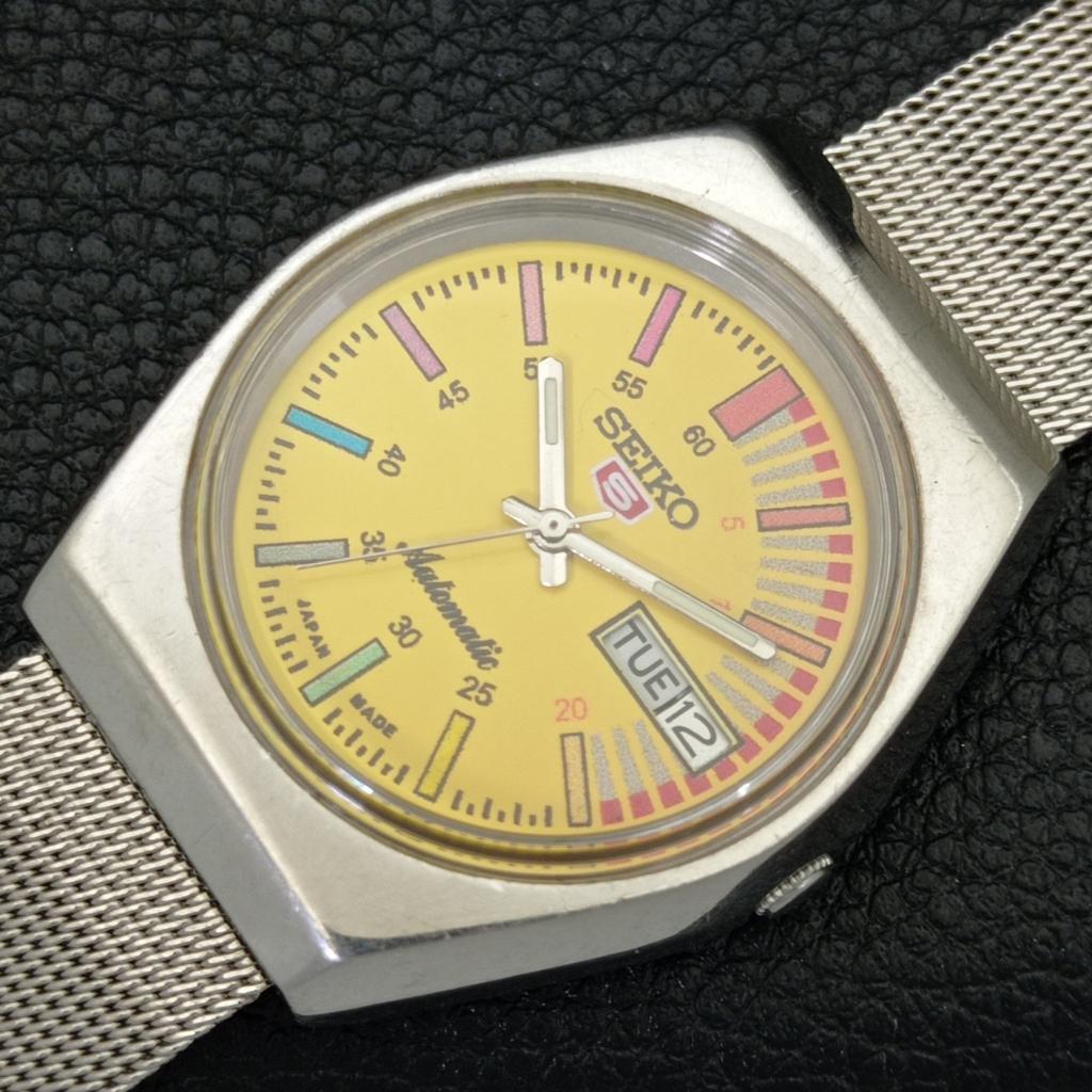 JAPAN VINTAGE SEIKO 5 AUTOMATIC MENS YELLOW COLOR DIAL WATCH A701217-5 R206a-a701217