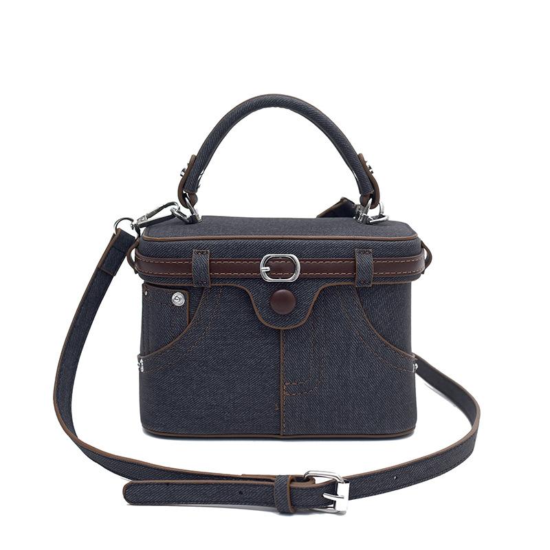 

Niche design bag women s new fashion denim splicing shoulder messenger bag trendy simple small square bag чёрный