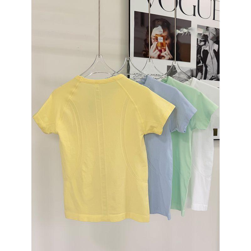Spring and Summer New Seamless Stretch Yoga T-shirt Slim Fit Quick-Drying Sports Short Sleeve Women Running Outdoor Breathable Fitness Top