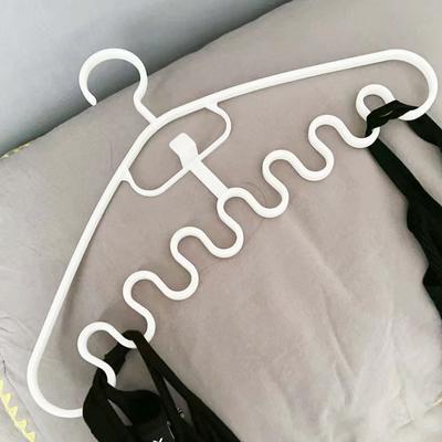 Wave Pattern Hangers Simple Wave Sling Hangers Non-marking Non-slip Multifunctional Hanging Clothes