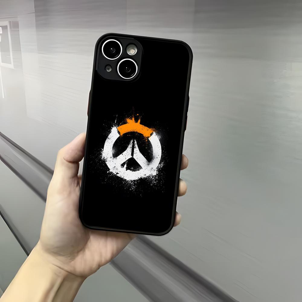 O-Overwatch Telefon Kılıfı iPhone 17 16 15 14 13 12 Pro Max Xr Air Plus için Deri Hissi Siyah Sert Kabuk Kılıf