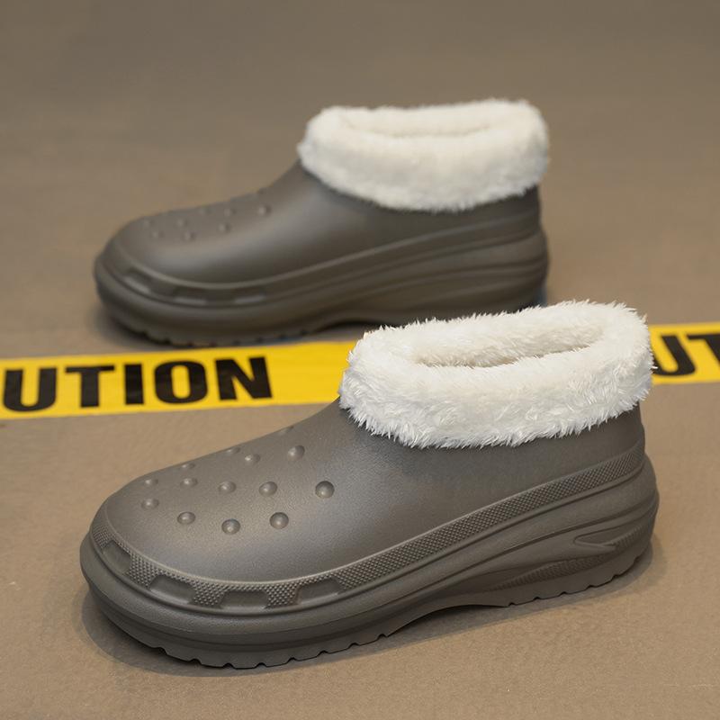 

Cotton slippers men s winter couple s stepping on shit feeling home indoor velvet bag and warm waterproof cotton shoes wool slippers 44/45 коричневий