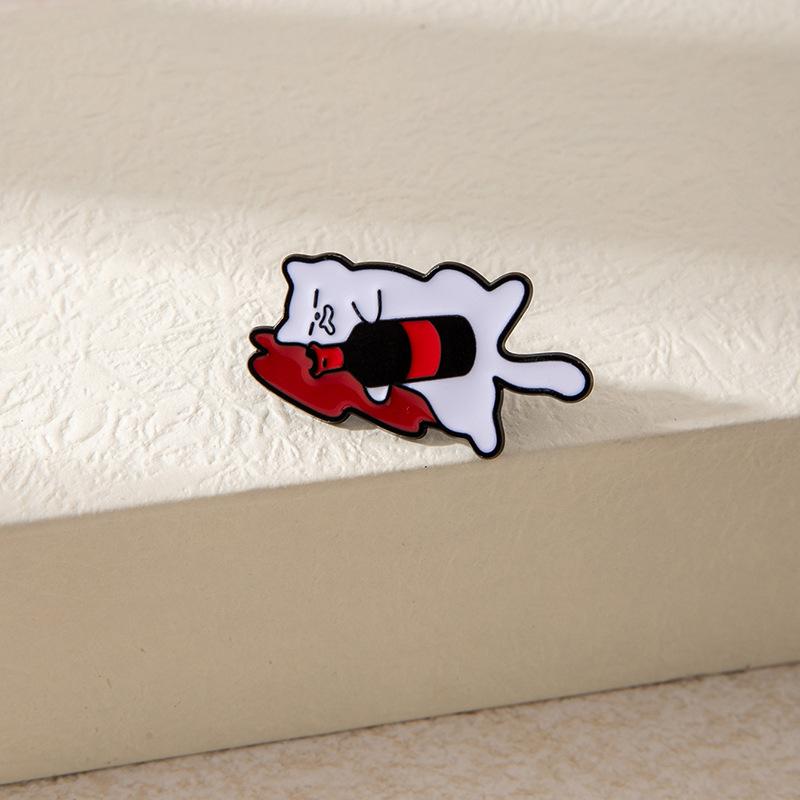 Cartoon Dripping Cat Metal Badge Cute Drinking White Cat Brooch Versatile Creative Funny Medal Clothing Accessories