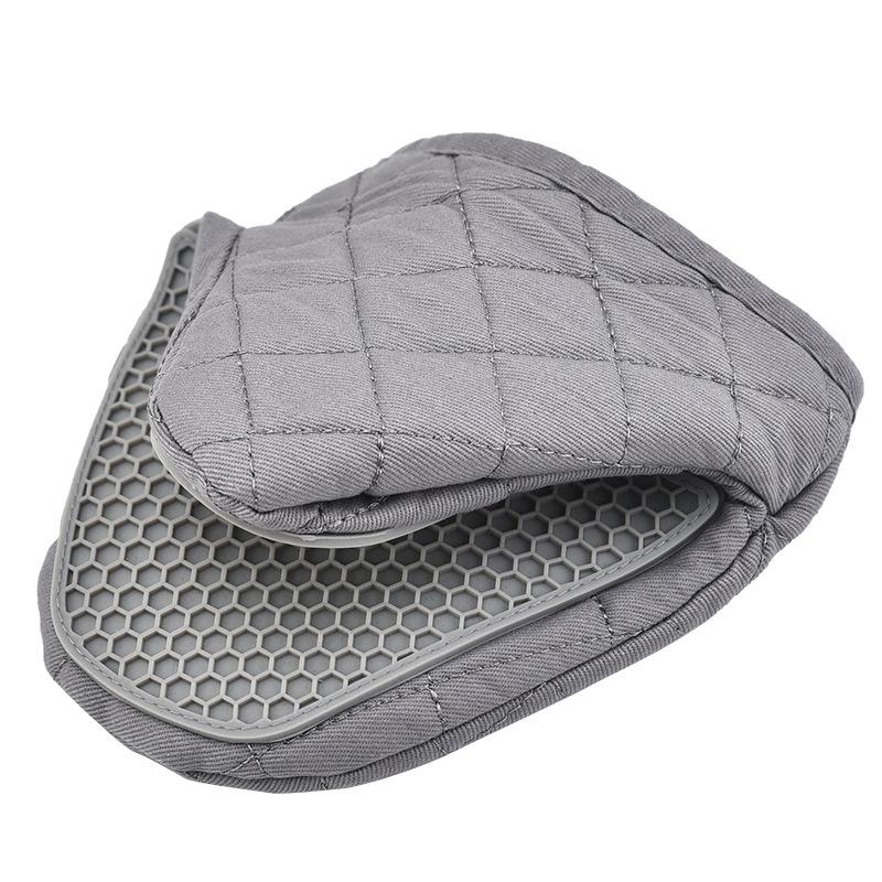 1Pc Kitchen Anti Scald Oven Gloves Kitchen Multi Purpose Fish Shaped Silicone Gloves Tray Tableware Rack Oven Gloves