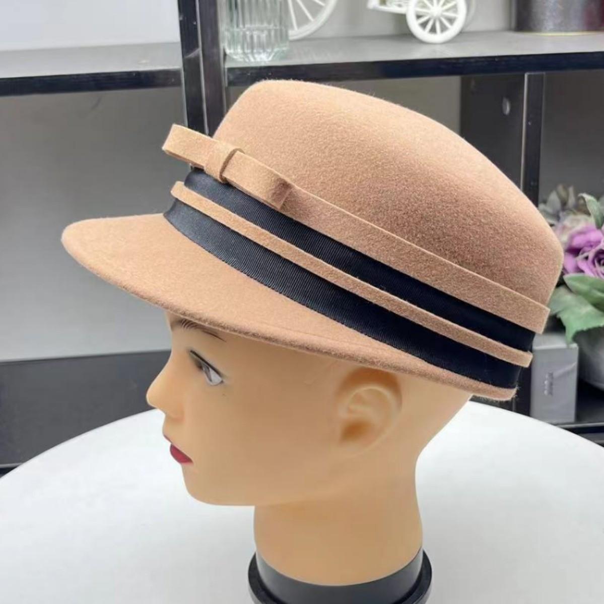 

Equestrian hat women s autumn and winter Australian wool peaked hat small fragrance style contrasting bow beret Adjustable (54-58cm) верблюд