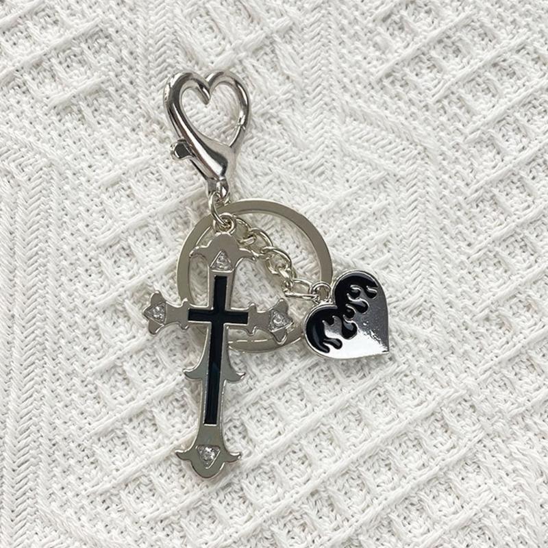 Cute Alloy Peach Heart Buckle Keyring Small Fresh Love Flame Crossed Butterflies Pendant Keyholder Bag Pendant for Women