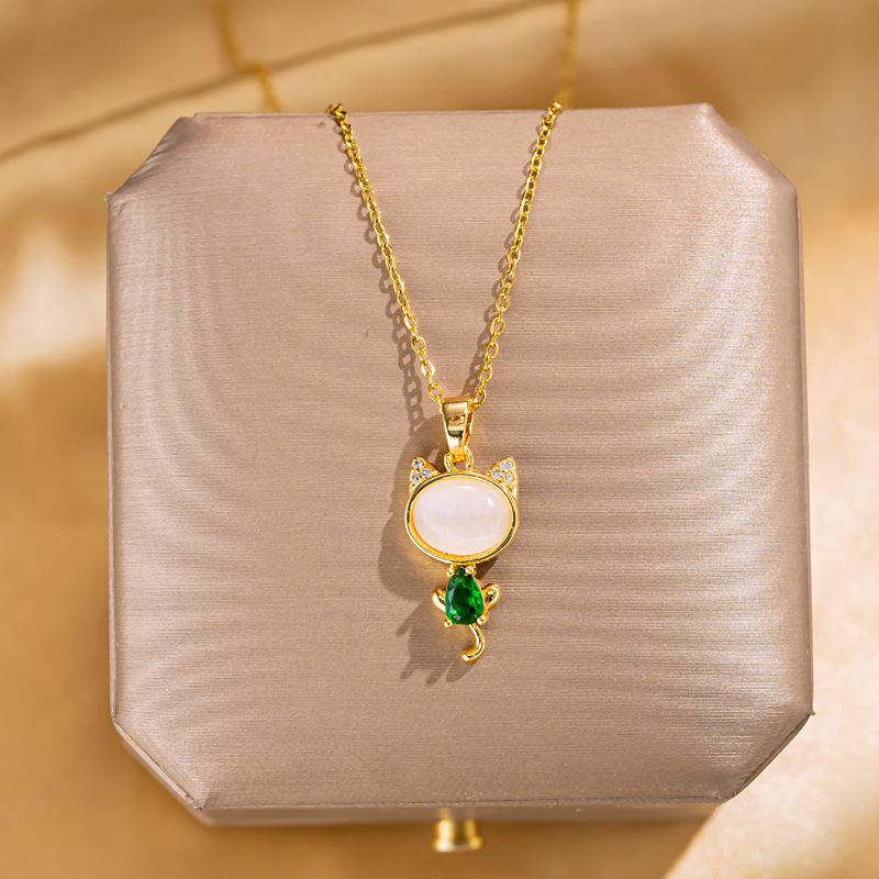 Retro Butterfly Flower Pendant Fashion Titanium Steel Choker Necklace Irregular Versatile Women
