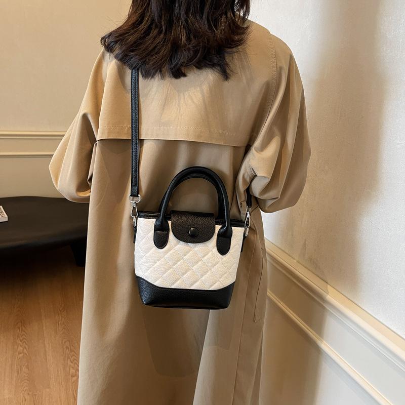 French Fashion Handbag Women'S Bag Casual Diamond Bucket Bag Contrasting Messenger Bag