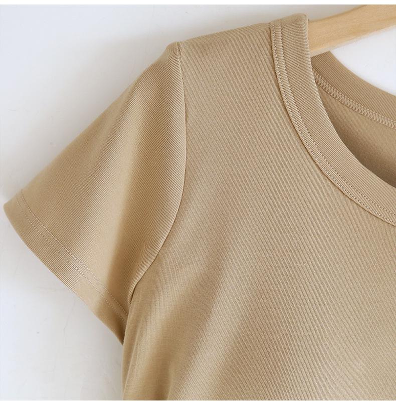 Tricou pentru femei cu mânecă scurtă, cu pernuțe pentru sâni, gât rotund și tiv cu coadă de rândunică