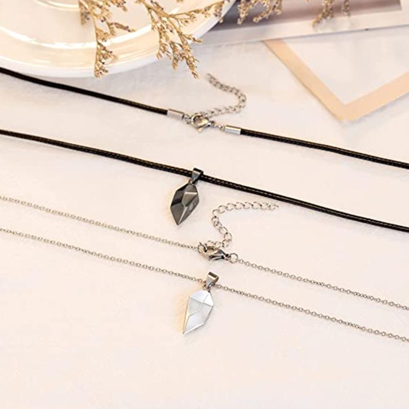 2Pieces Love Heart Necklace Personalized Couple Necklace Pendant Love Heart Puzzle Matching Jewelry for Wife Husband