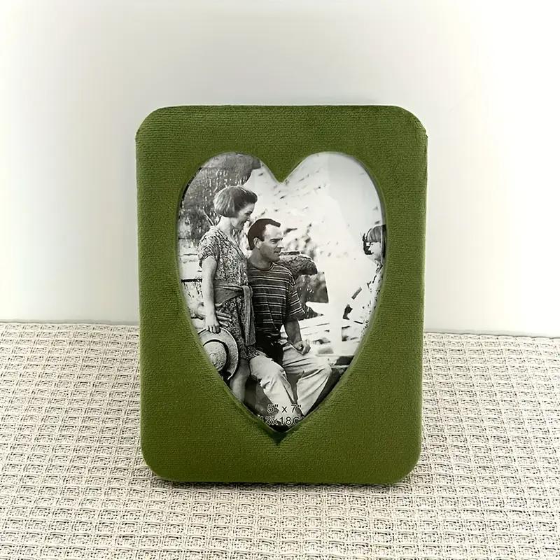 1PC Velvet Luxury Tabletop Velvet Frame Elegant Photo Display 3D High-end Luxury Modern 20x15cm