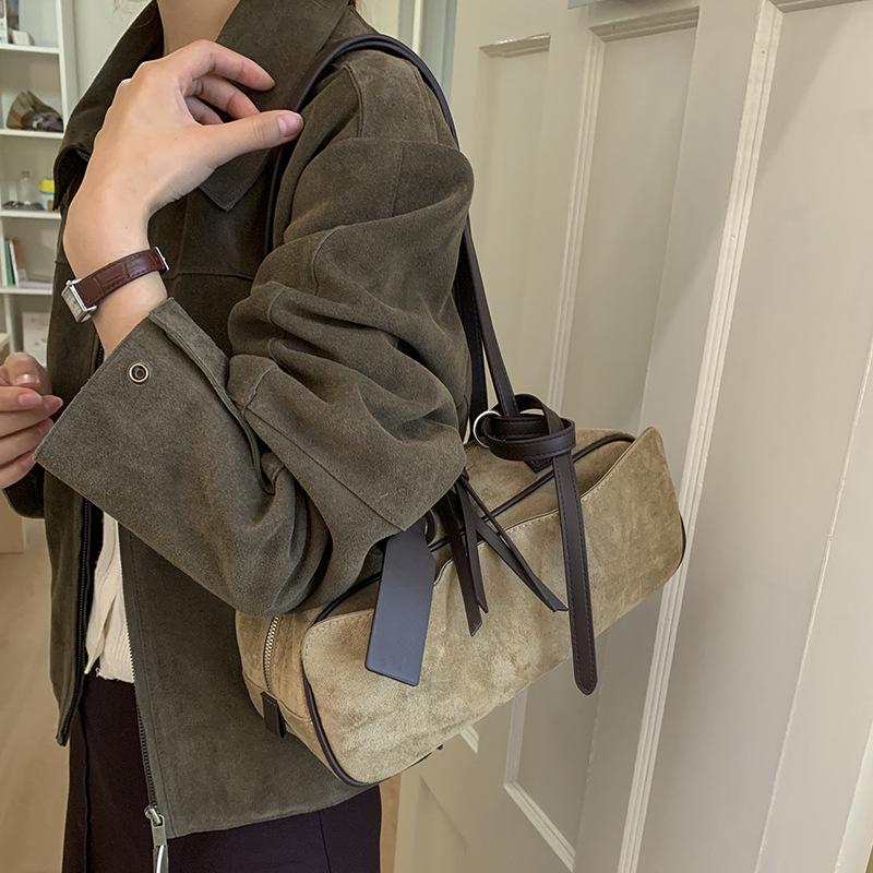 2025 Autumn Large Capacity Retro Frosted Shoulder Tote Handbag