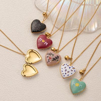 Ins Minimalist Zircon Heart-shaped Oval Photo Album Necklace with Adjustable Opening and Closing Zirconia Necklace Gold-plated