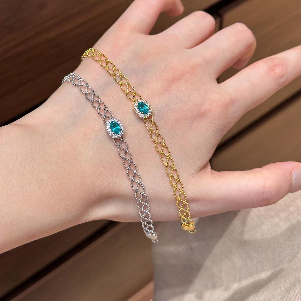 Korean Style Sparkly Zirconia Square Pull-out Bracelet: Chic & Versatile Jewelry for Women
